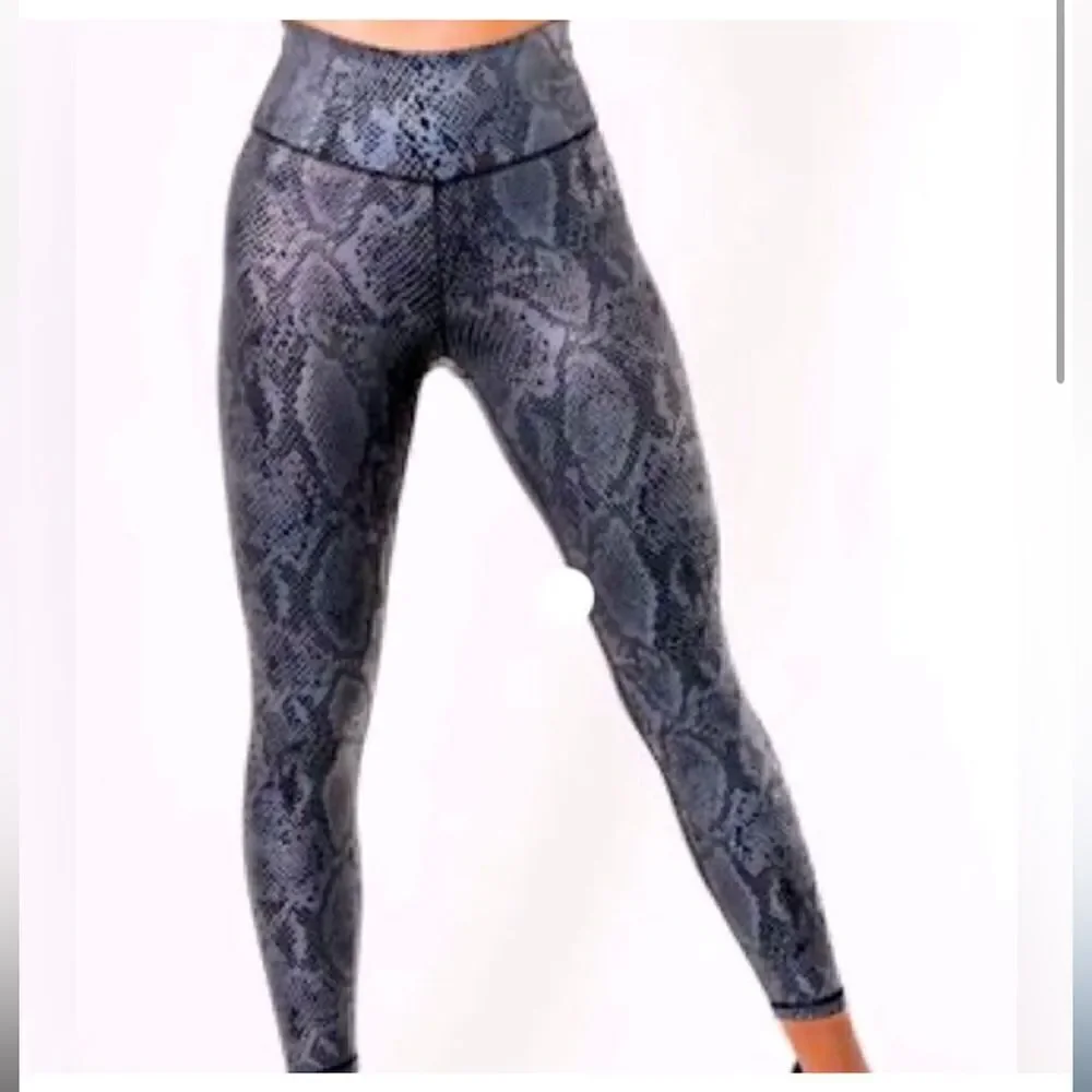 IVL Collective Hydralux Metallic Snakeskin Simple Leggings Size 6